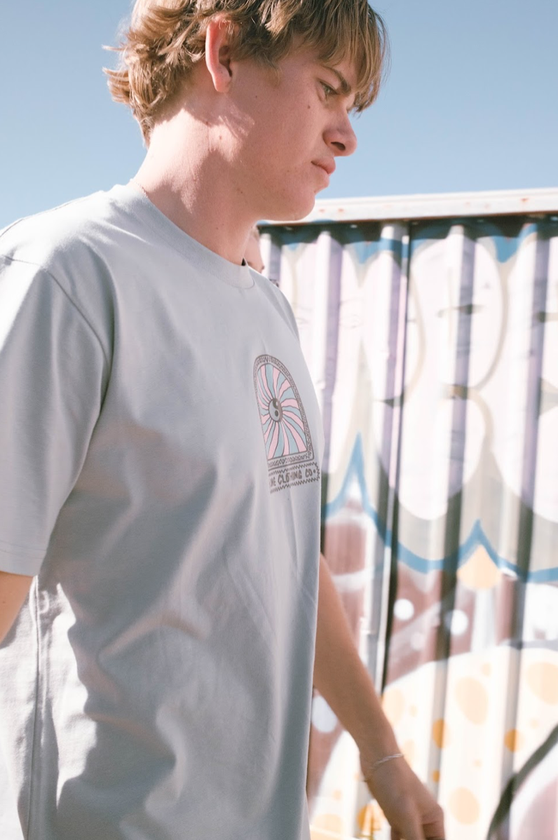LIGHT GREY YIN YANG TEE